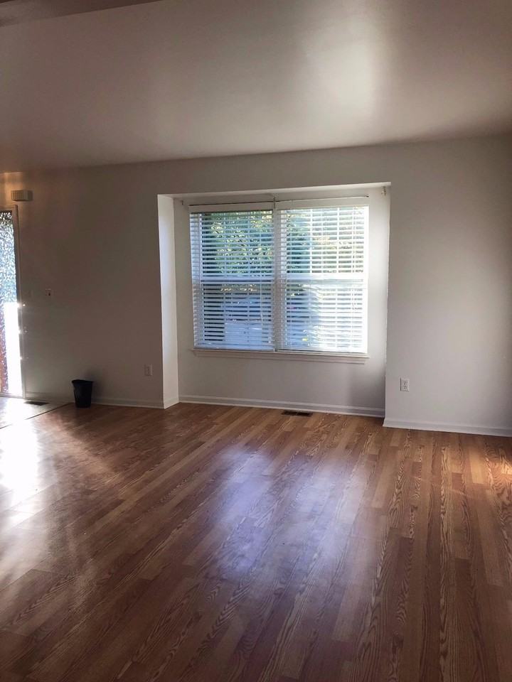 4171 Inglewood Dr - Photo 5 of 22