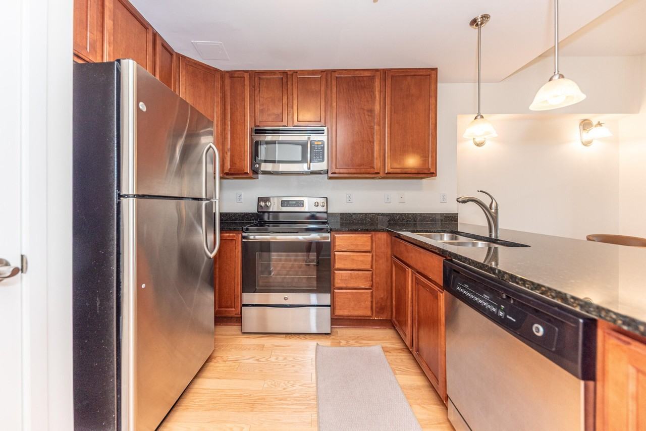 111 N Ashley St #804 - Photo 2 of 20