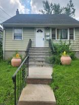 525 Maple Ave - Photo 1 of 1