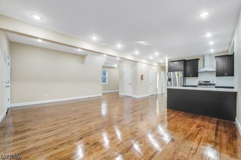 47 Greenwood Ave #1 - Photo 2 of 27