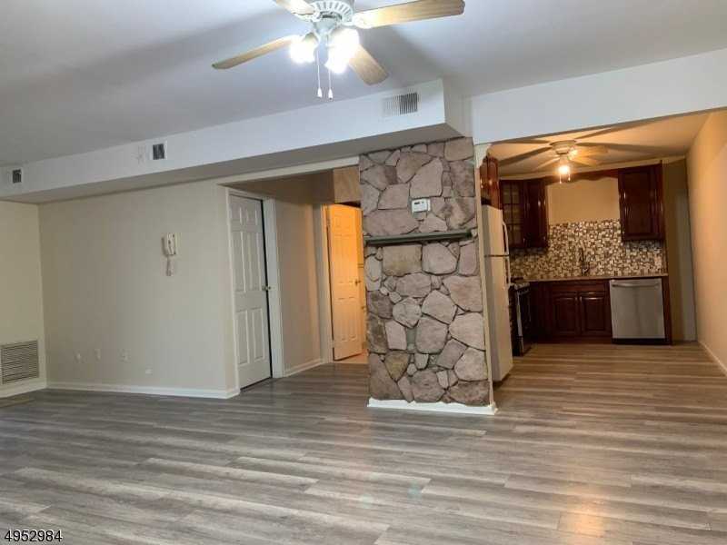 221 Ringwood Ave #A5 - Photo 3 of 12