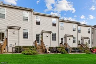 567 Coventry Dr - Photo 1 of 1