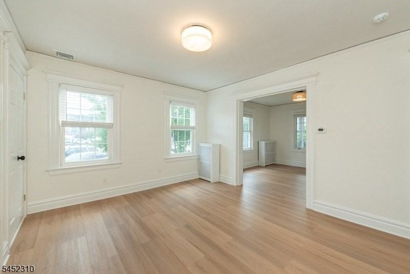 160 Bloomfield Ave #B - Photo 5 of 20