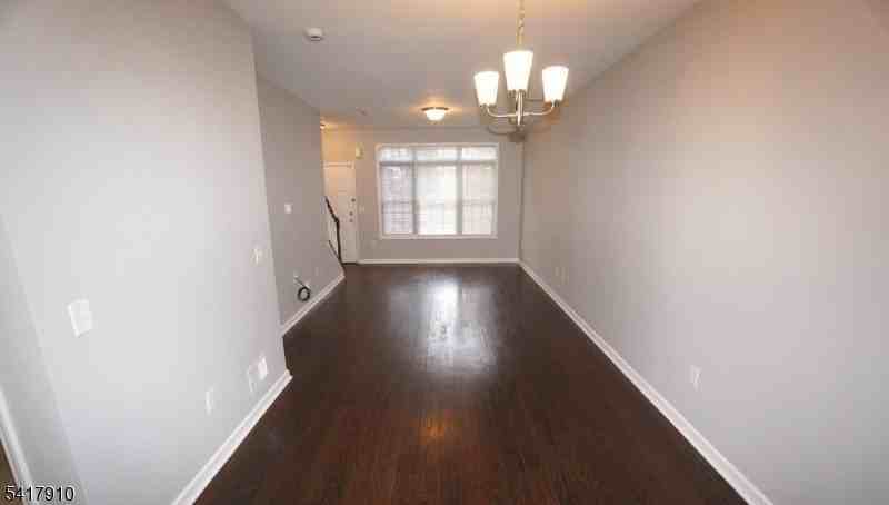 1299 Saint Georges Ave #103 - Photo 4 of 18