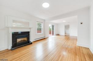 featured image of 275 E Mount Pleasant Ave