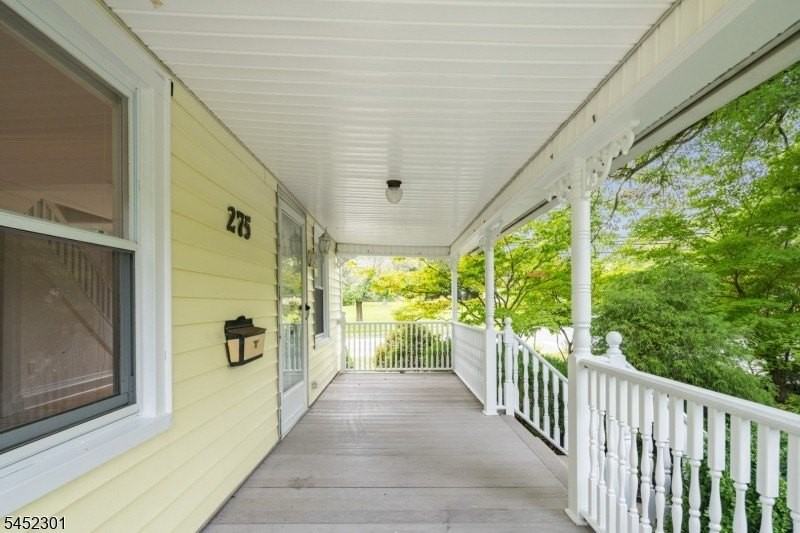 275 E Mount Pleasant Ave - Photo 6 of 49