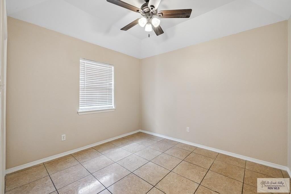 5819 Linares St - Photo 4 of 16