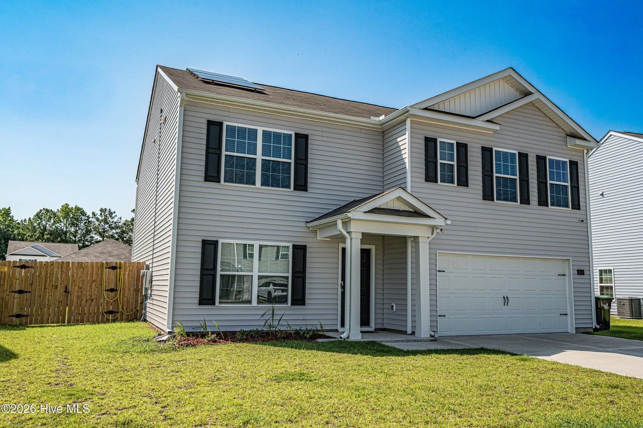 4016 Madeline Farm Blvd - Photo 2 of 30