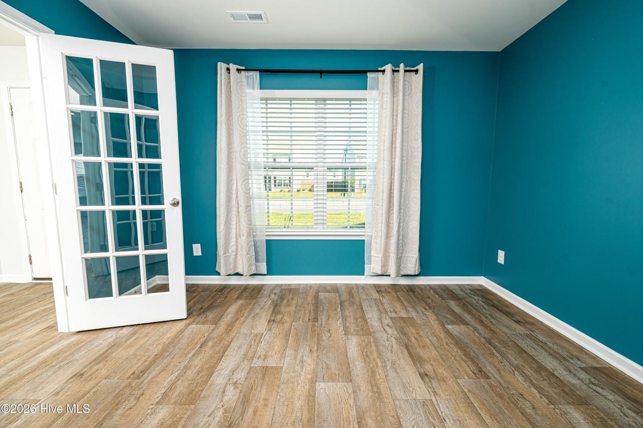 4016 Madeline Farm Blvd - Photo 7 of 30