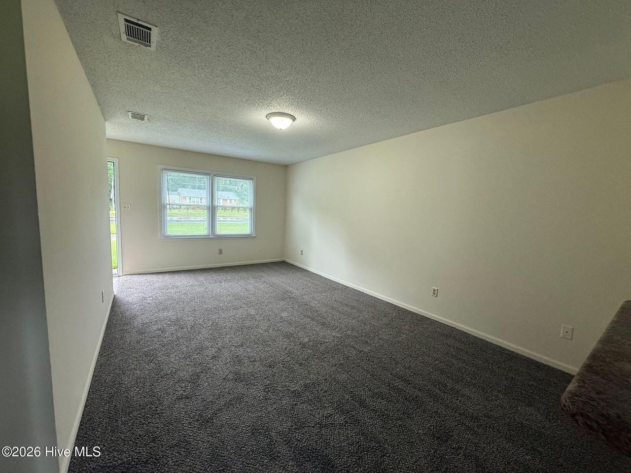1796 Burgaw Hwy - Photo 3 of 6