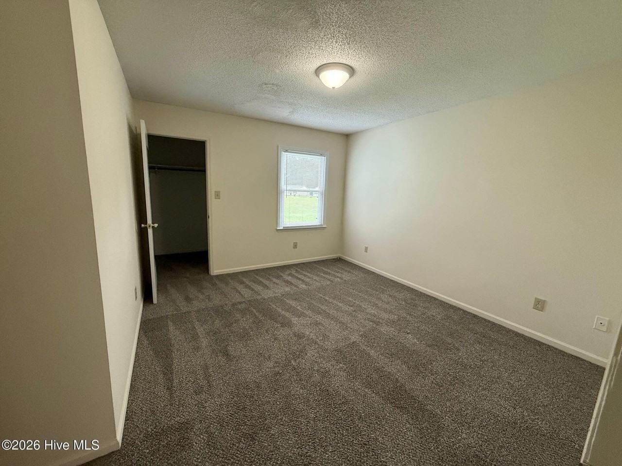 1796 Burgaw Hwy - Photo 4 of 6