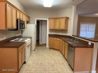 65 Vixen Ln - Photo 3 of 13
