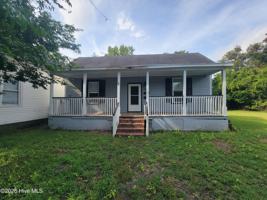 featured image of 1824 Watkins St #A