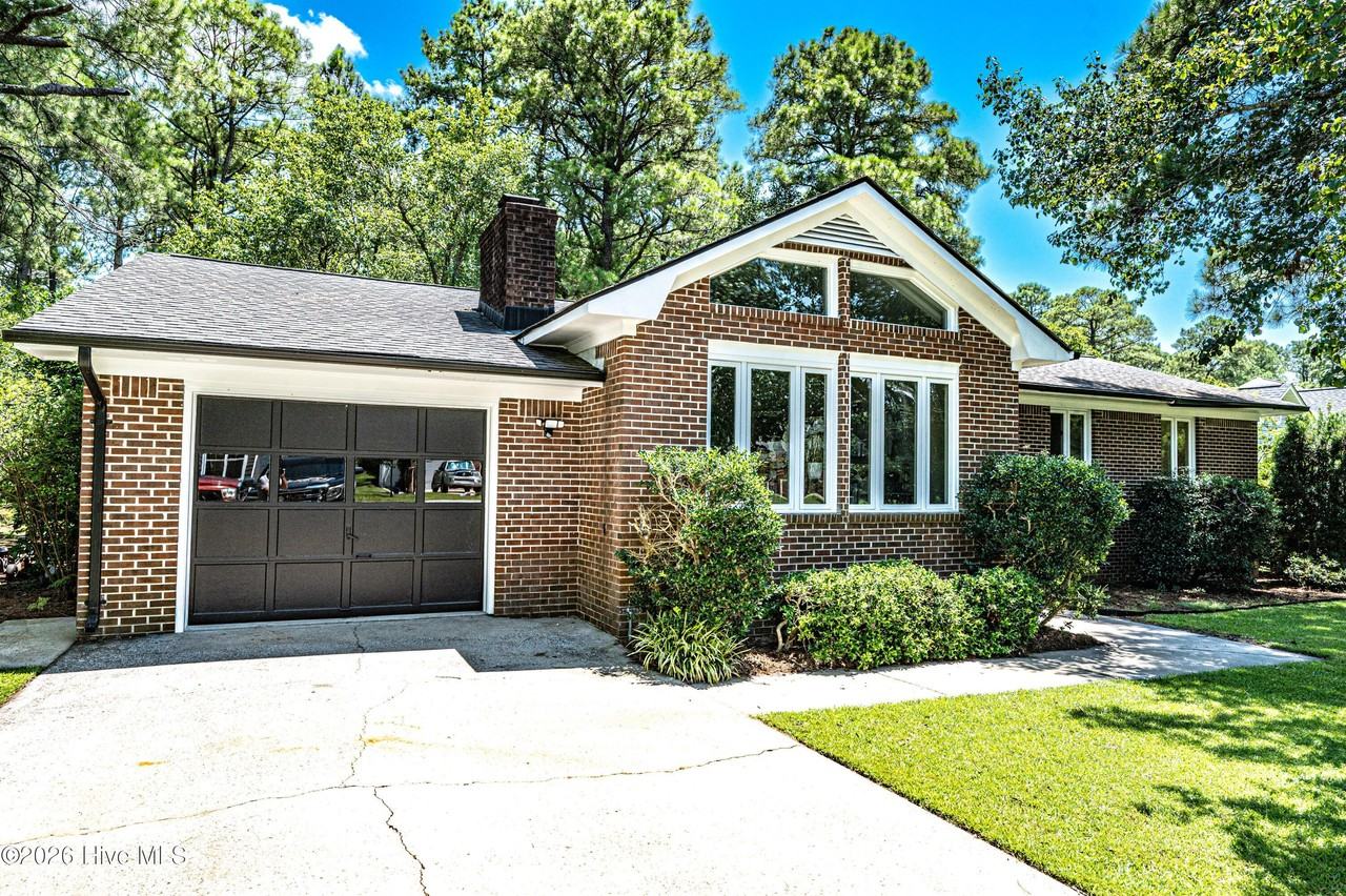1206 Crows Nest Ct - Photo 2 of 25