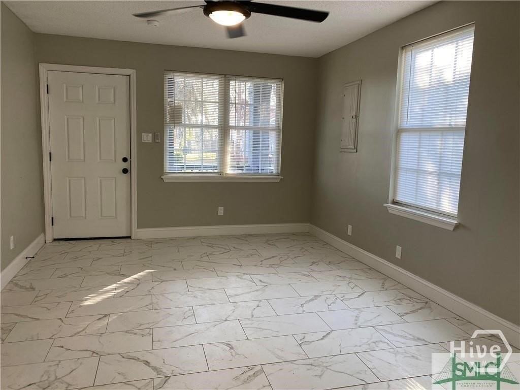 1000 W 53rd St - Photo 5 of 21