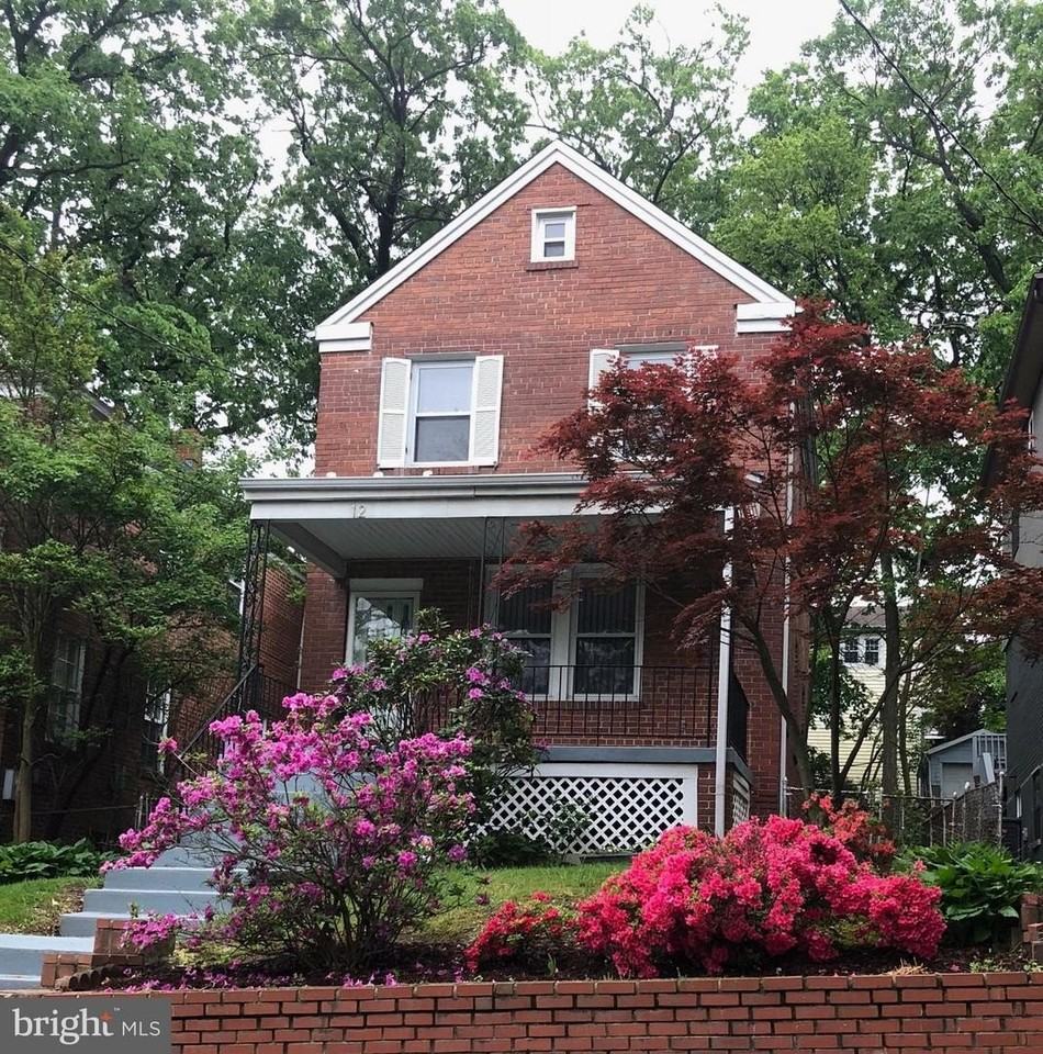 12 Walnut St Nw - Photo 2 of 17