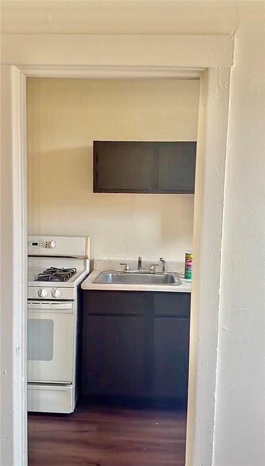 397 W Allen St #1 - Photo 6 of 7