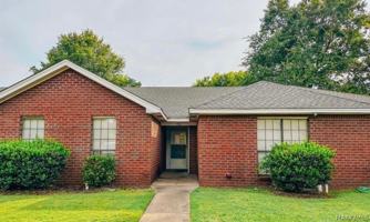 featured image of 964 Peachtree St