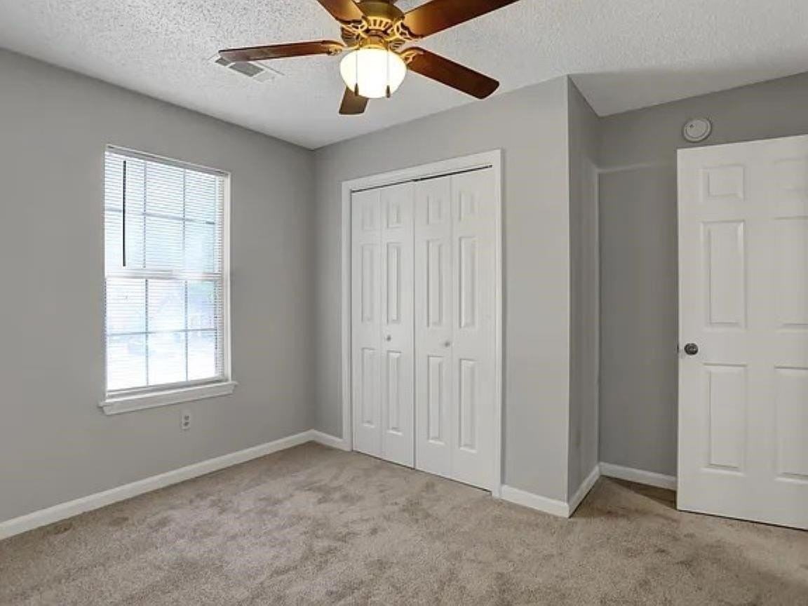 3621 Sunray Cv - Photo 4 of 8