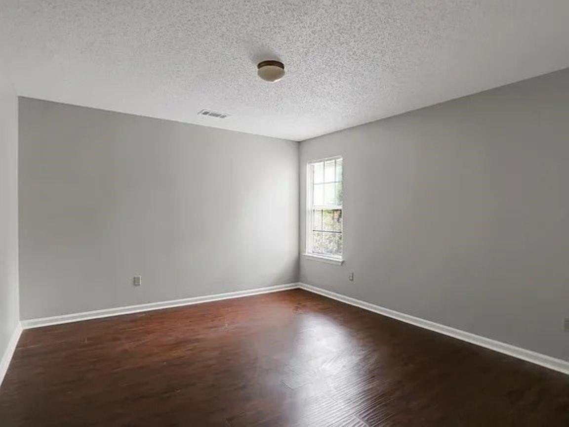 3621 Sunray Cv - Photo 5 of 8