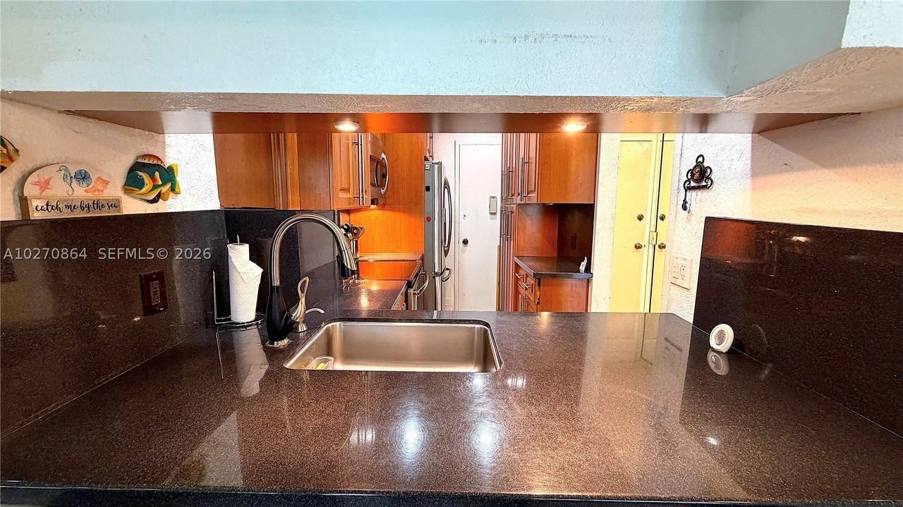 3505 S Ocean Dr #104 - Photo 2 of 9