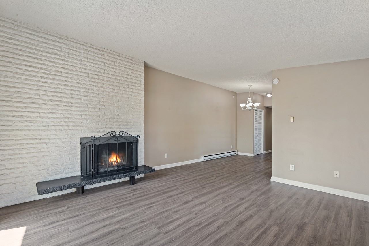 8109 240th St Sw #3 - Photo 4 of 21