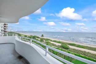 8911 Collins Ave #605 - Photo 1 of 1