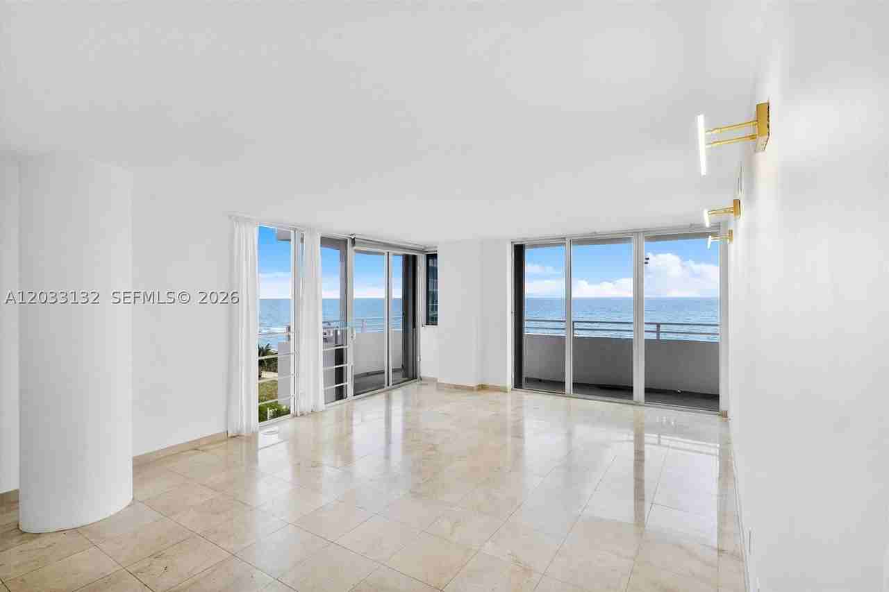 8911 Collins Ave #605 - Photo 4 of 32