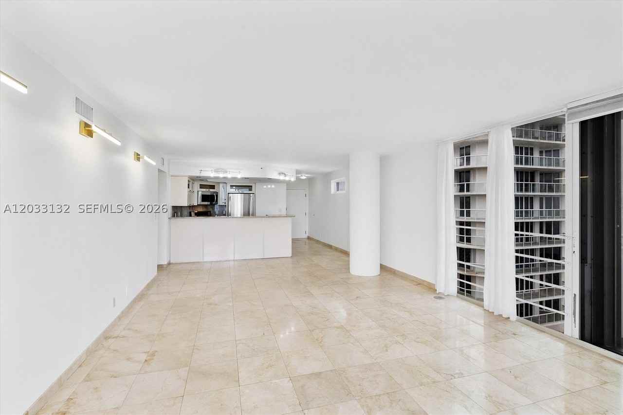 8911 Collins Ave #605 - Photo 5 of 32