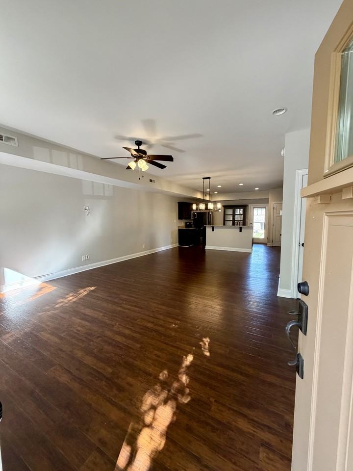 127 Portico St #1 - Photo 2 of 30