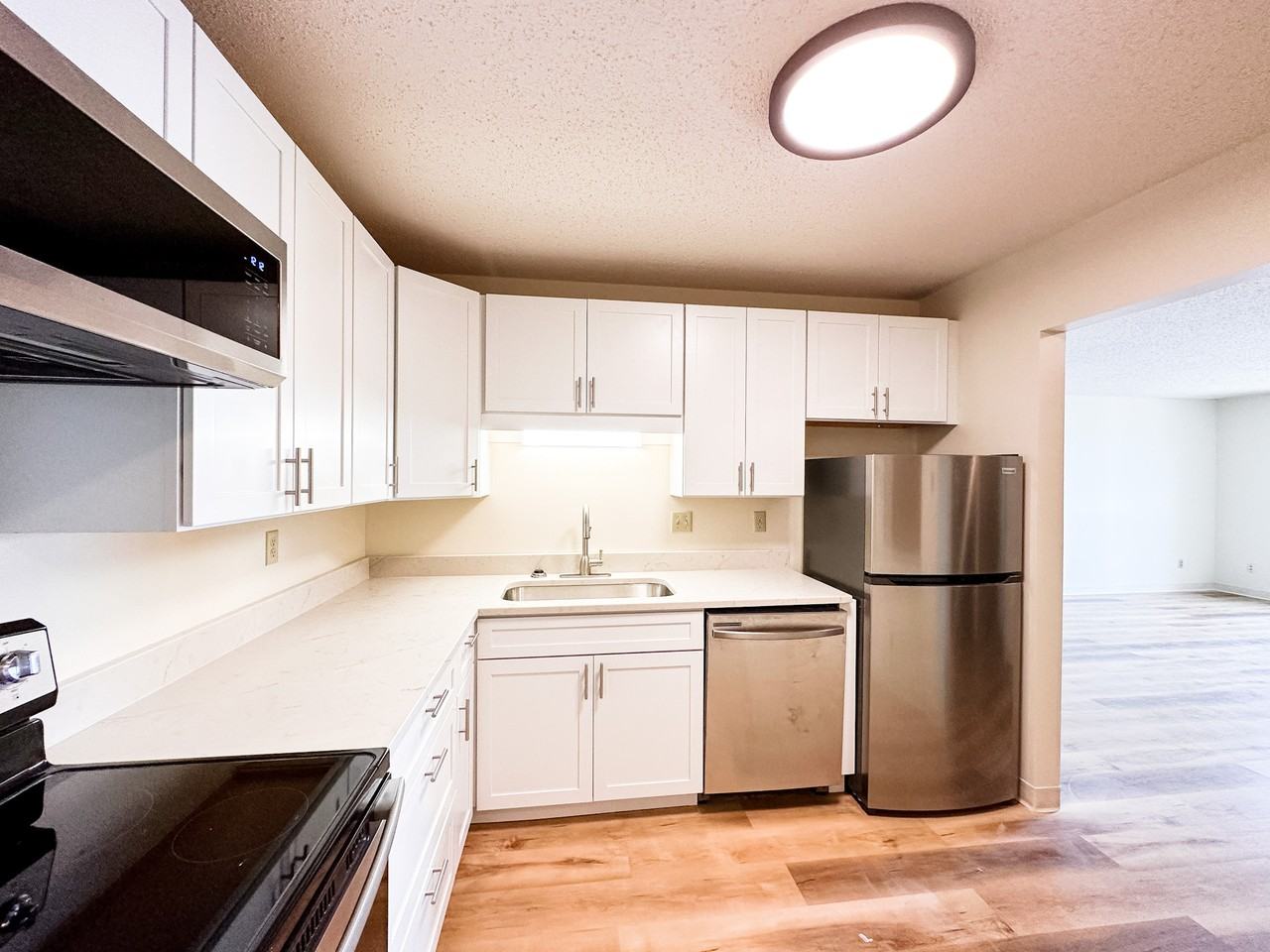 78 10th St E #2008 - Photo 3 of 26