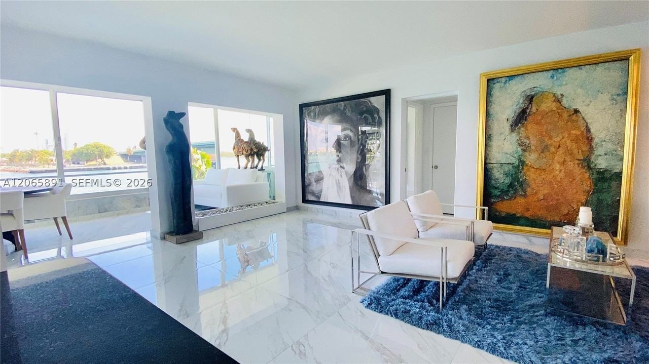 286 Bal Bay Dr #2B - Photo 3 of 15