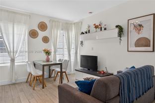 811 Jefferson Ave #204 - Photo 1 of 1