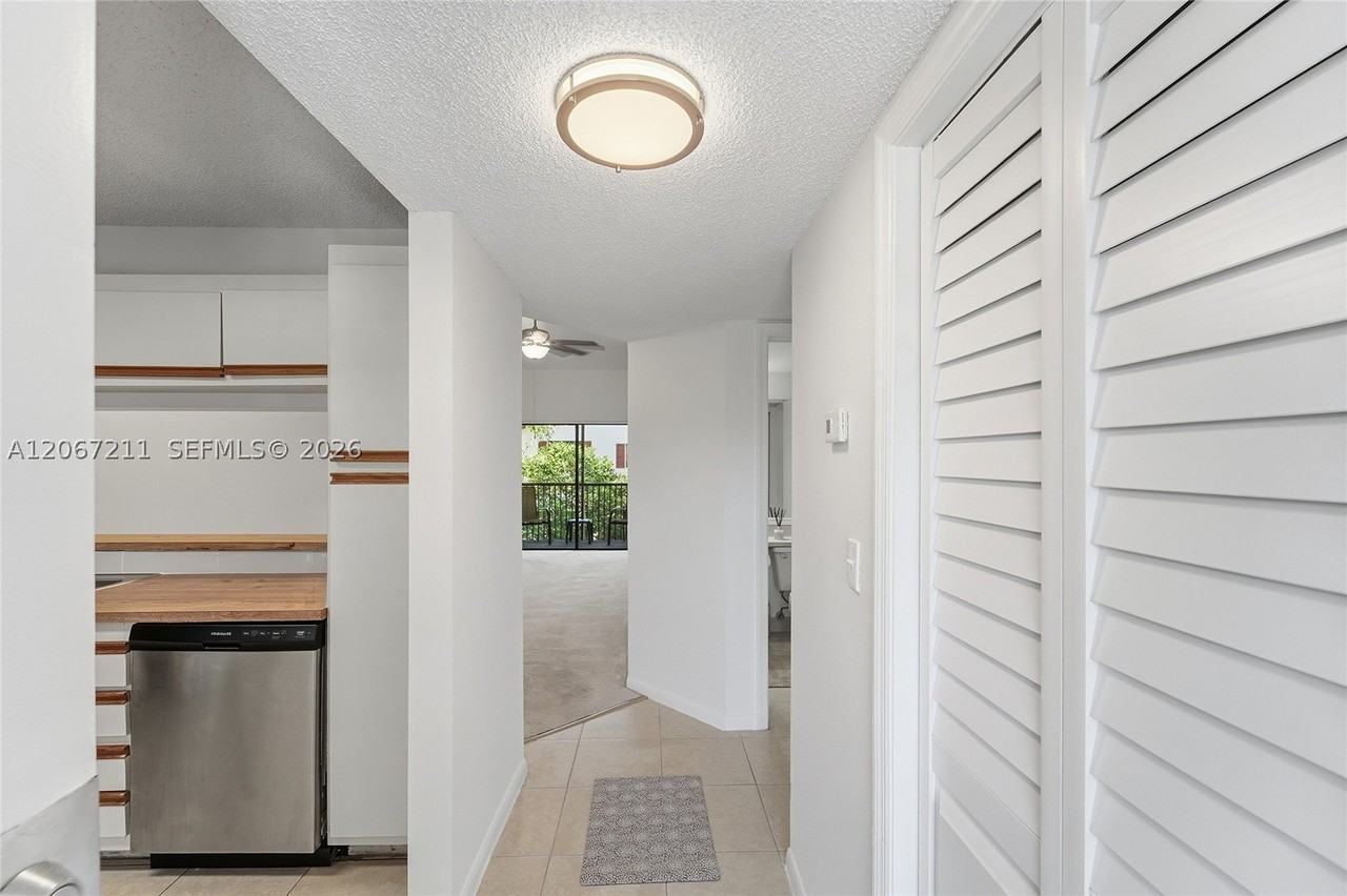 2496 Nw 89th Dr #2496 - Photo 3 of 17