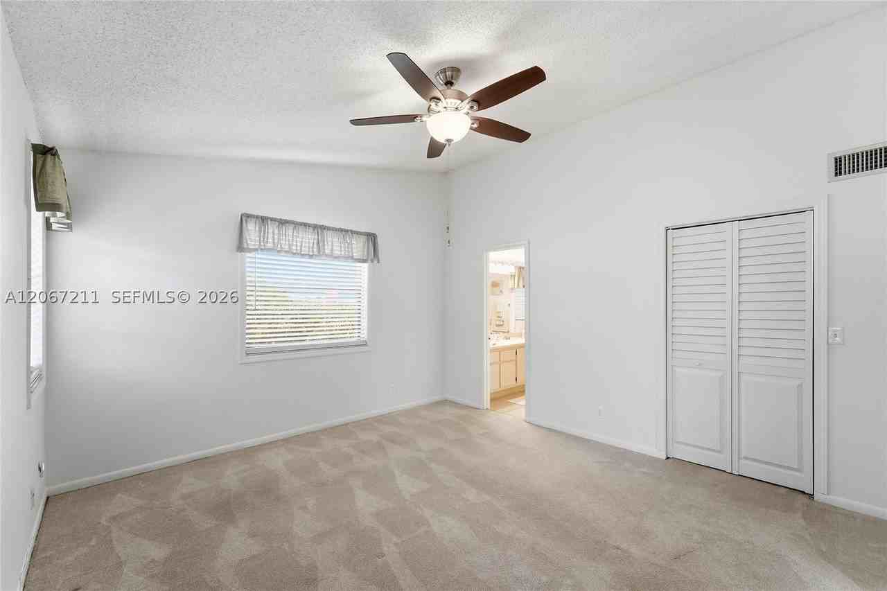 2496 Nw 89th Dr #2496 - Photo 7 of 17