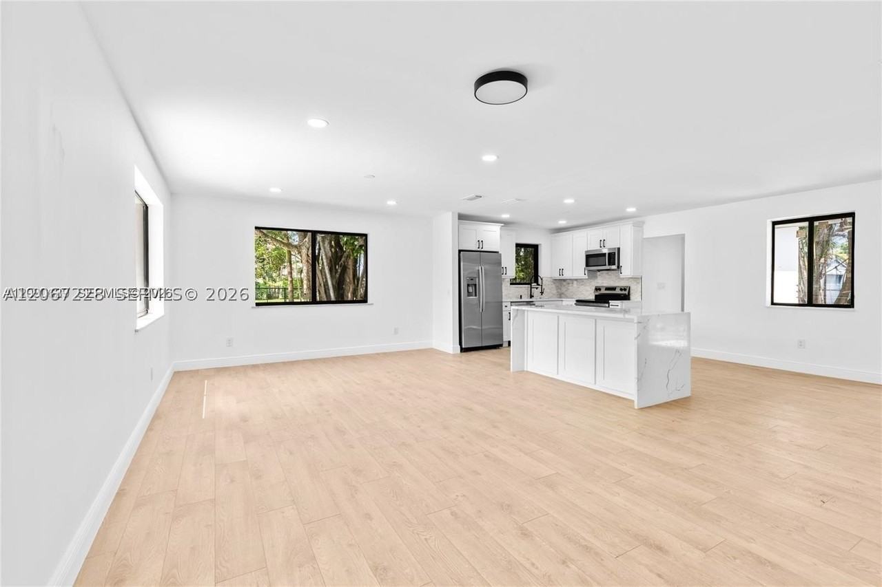 14171 Sw 37th Ct - Photo 5 of 37