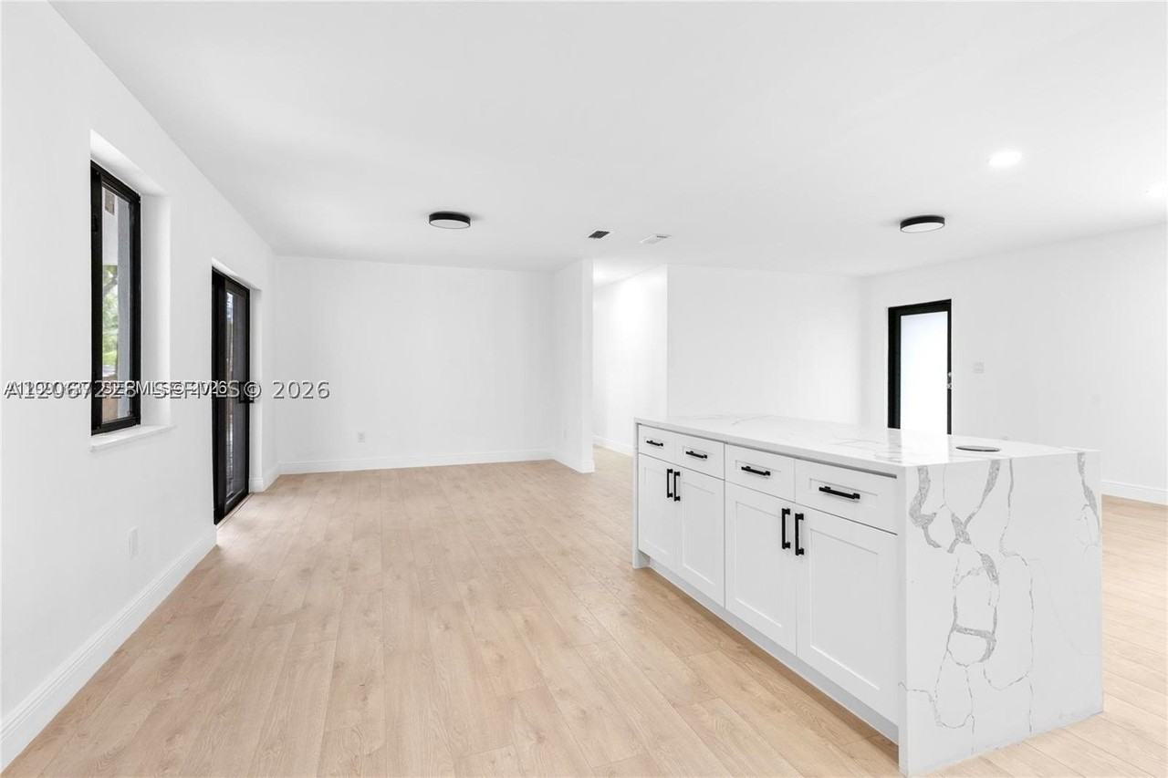 14171 Sw 37th Ct - Photo 6 of 37