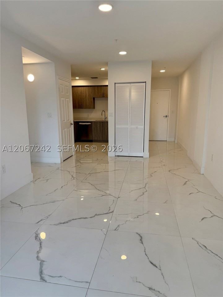11150 Nw 82nd St #308 - Photo 5 of 7