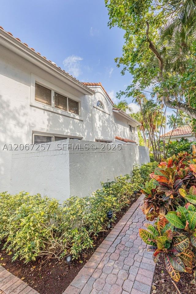 20935 Ne 37th Ct - Photo 5 of 50