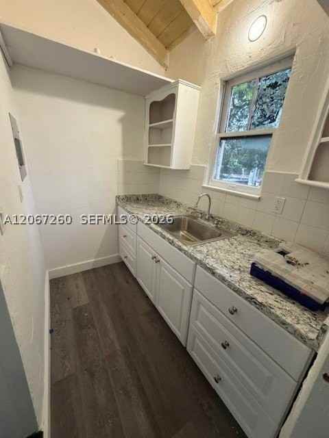 625 Ne 86th St #U - Photo 6 of 6