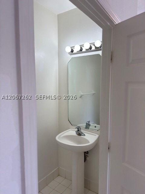 677 Nw 42nd Ave #677 - Photo 5 of 18