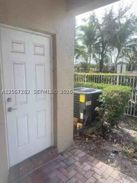 677 Nw 42nd Ave #677 - Photo 7 of 18