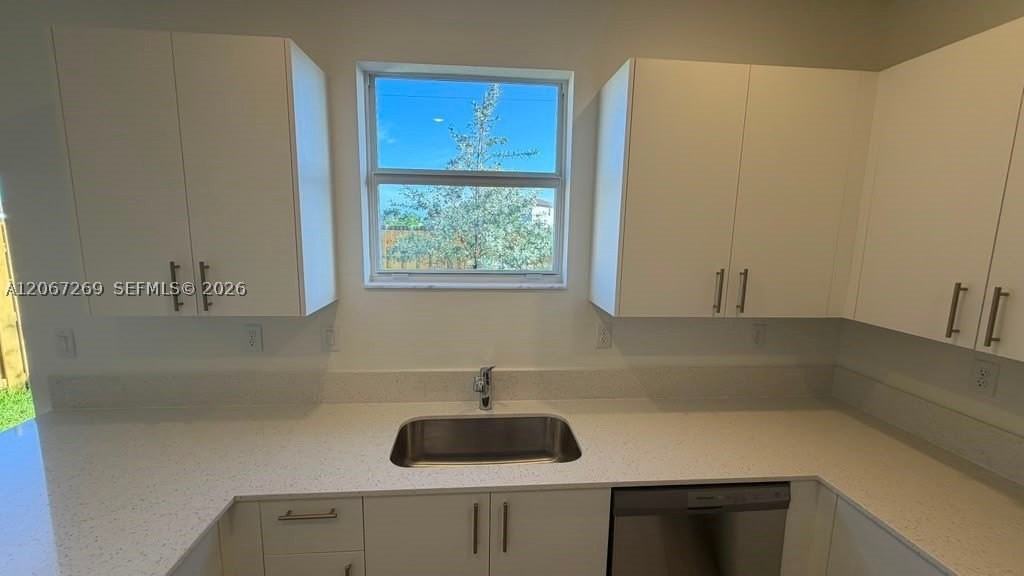 2537 Se 25th Dr #2537 - Photo 6 of 23