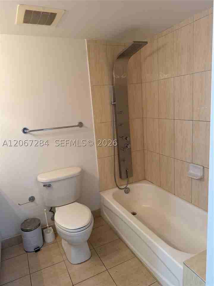 1750 N Bayshore Dr #2308 - Photo 7 of 20
