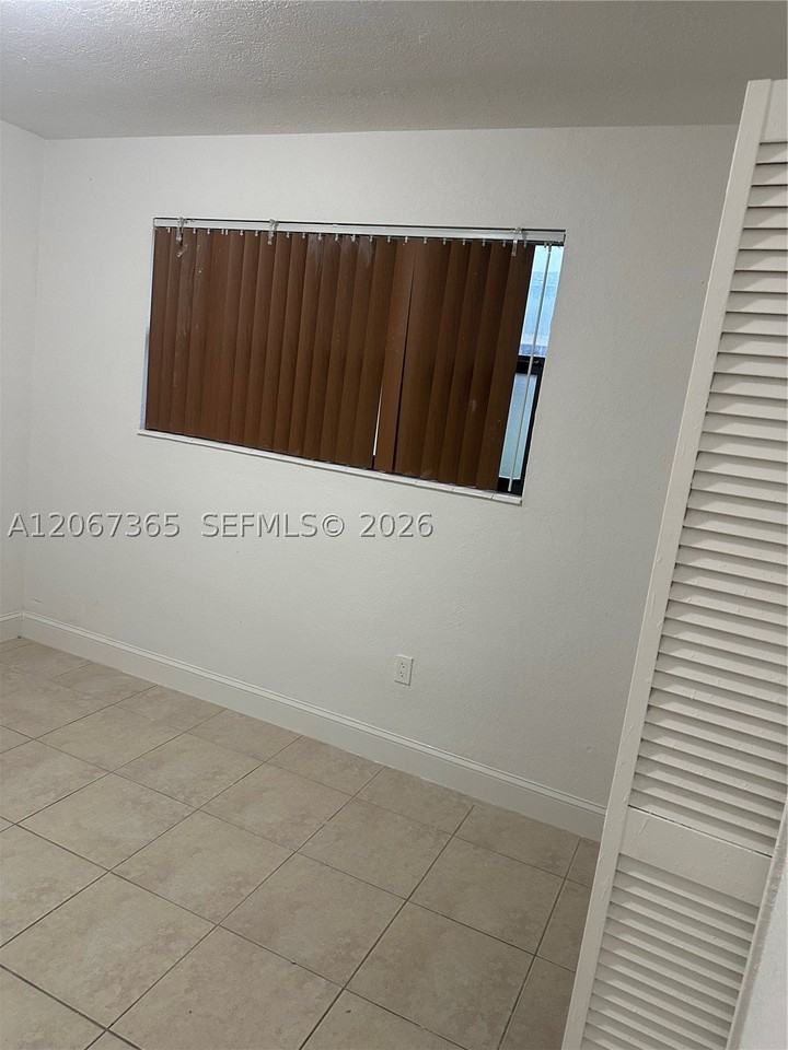 53 Nw 169th St #53 - Photo 7 of 10