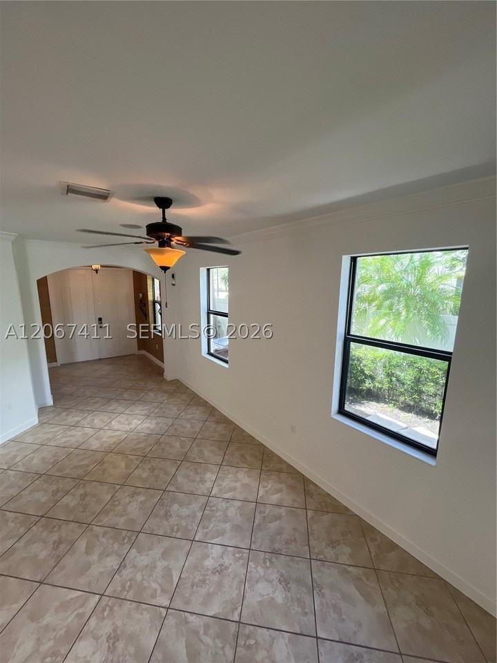 8843 W 34th Ave - Photo 4 of 33