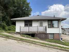 featured image of 1245 High Bluff St #1