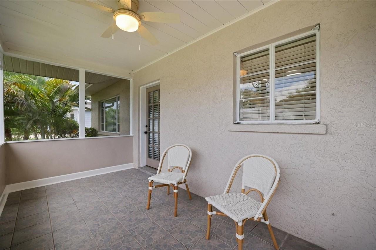 2126 Hyde Park St - Photo 4 of 46