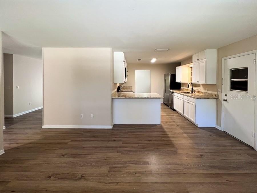 2110 Nw 54th Ter - Photo 3 of 41