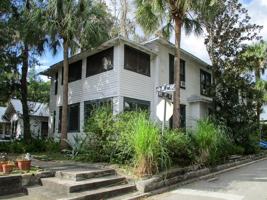 featured image of 318 Ne 2nd Ave #5